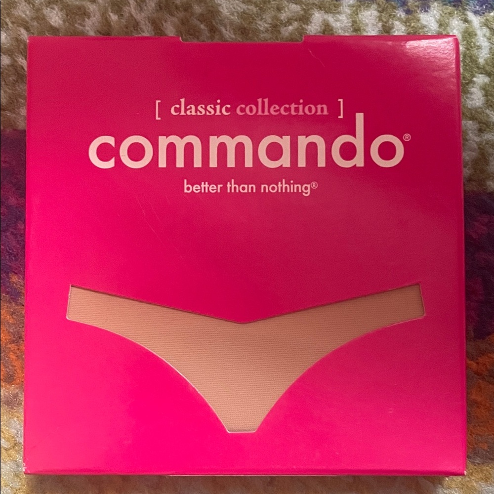 NIB COMMANDO Classic Collection Beige Thong